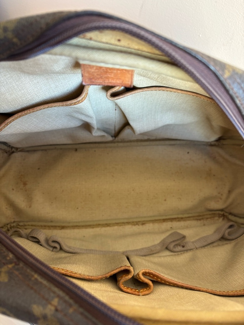 Authentic Louis Vuitton monogram deauville tote - Picture 7 of 9